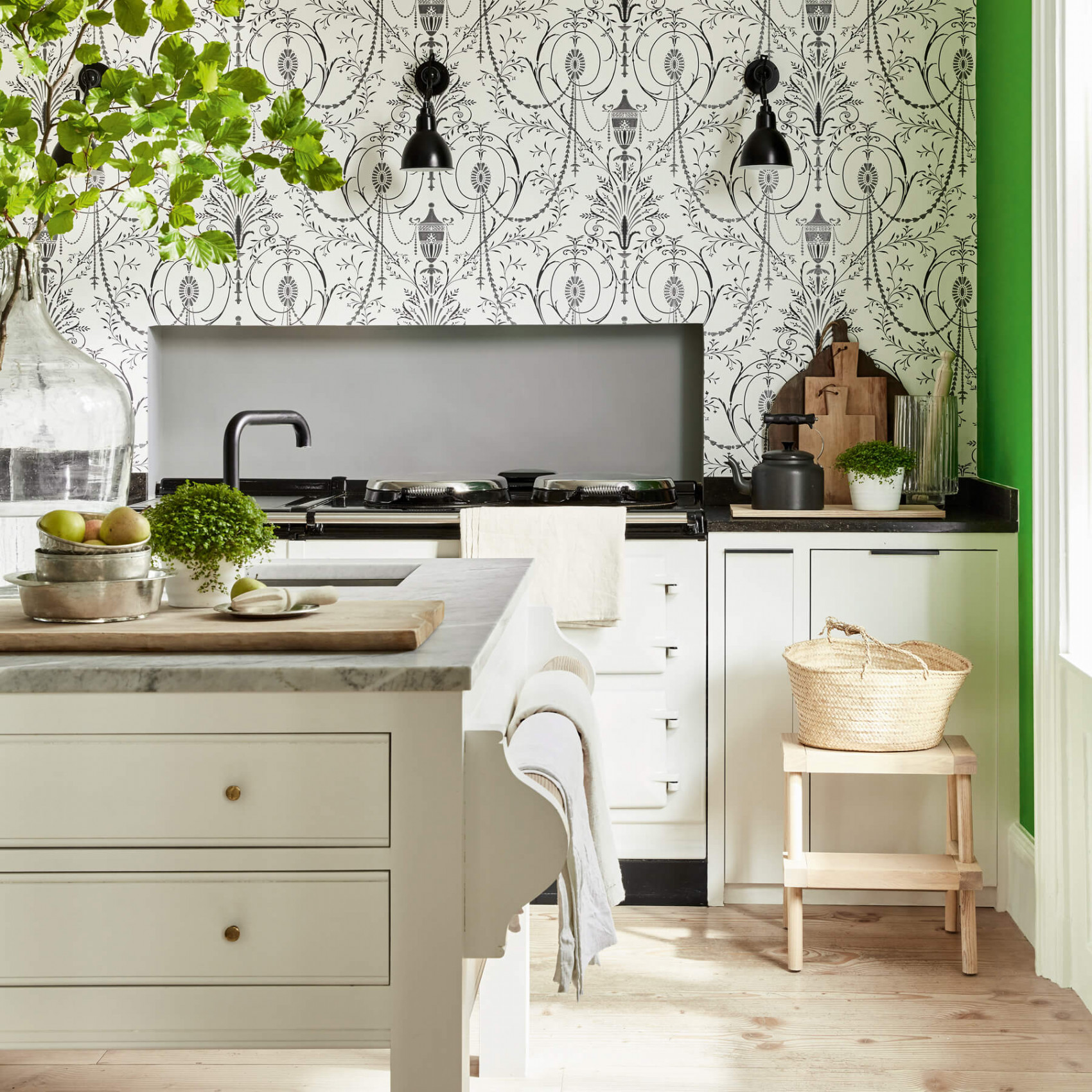 Обои Little Greene London Wallpapers V Marlborough Glace 0256MAGLACE фото в интерьере