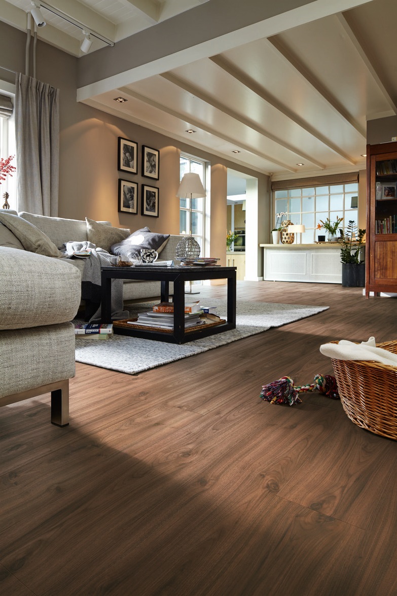 Ламинат Meister LL 150/6389 Орех Amore 2052×220×8 фото в интерьере