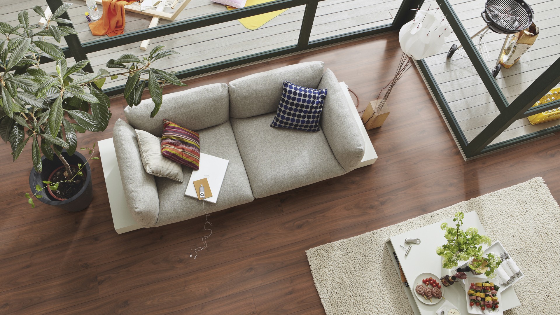 Ламинат Meister LL 150/6389 Орех Amore 2052×220×8 фото в интерьере