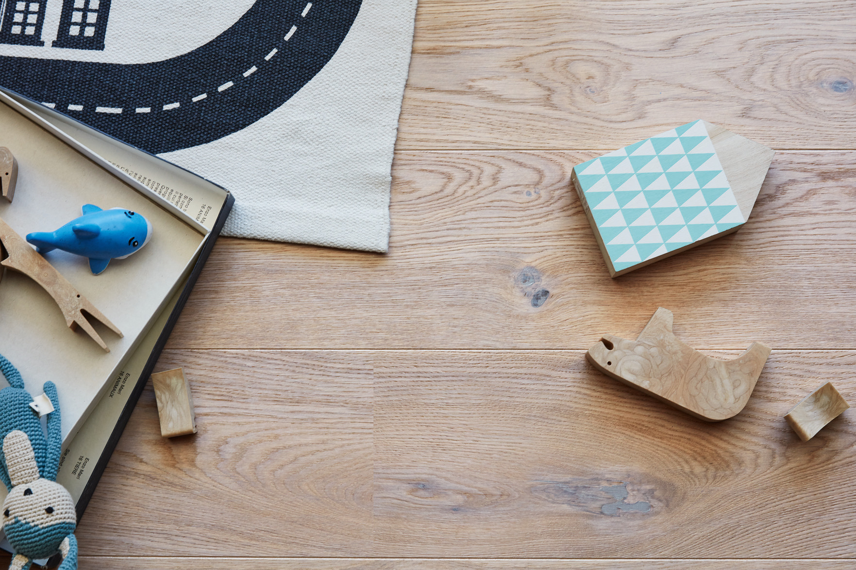 Паркетная доска Meister PD 200 Classic Дуб рустик Беленый 8489 2200×180×13 фото в интерьере Паркетная доска Meister PD 200 Classic Дуб рустик Беленый 8489 2200×180×13 фото в интерьере