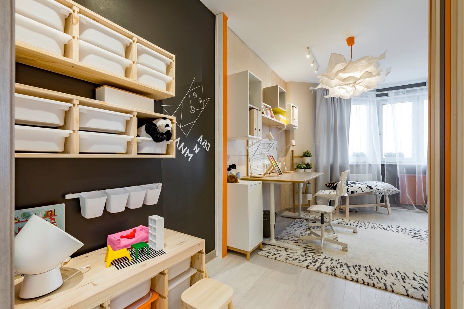 Краска Lanors Mons цвет Угольный Carbon 25 Exterior 4.5 л фото в интерьере