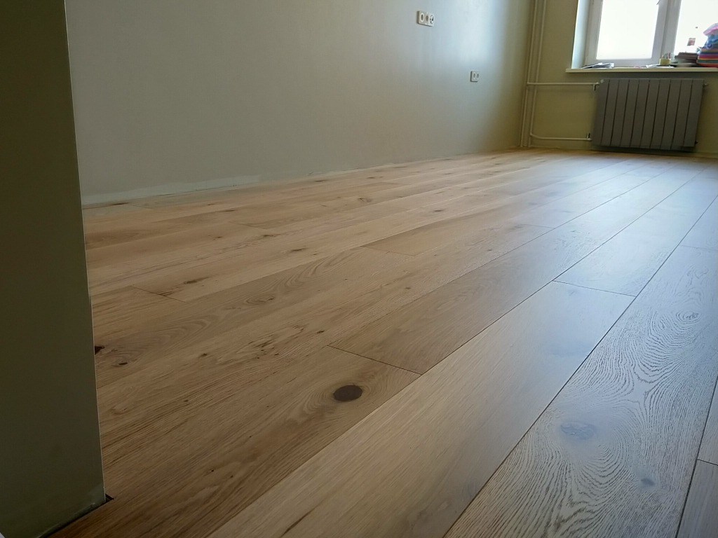 Инженерная доска Cora Natural Oak Pure natur 1600-2400×155×16 фото в интерьере