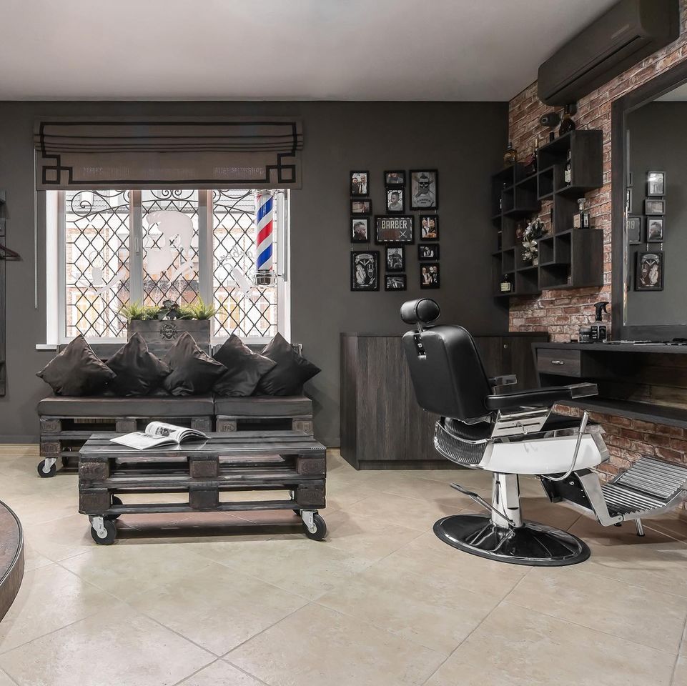 Краска Lanors Mons цвет Трюфель Truffle 132 Interior 0,2 л фото в интерьере