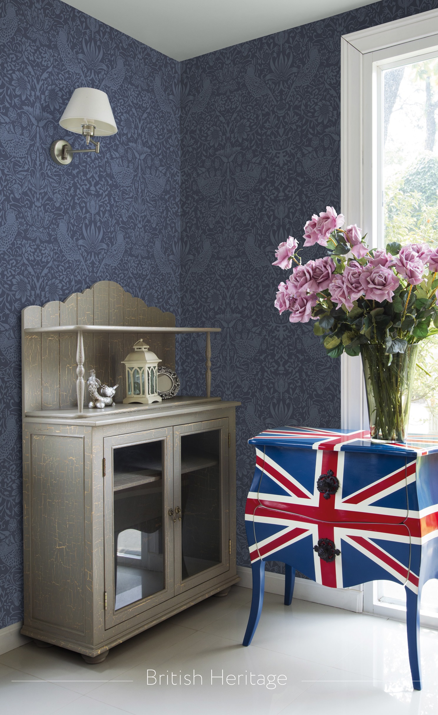 Обои Architector British Heritage Strawberry thief KT20702 фото в интерьере